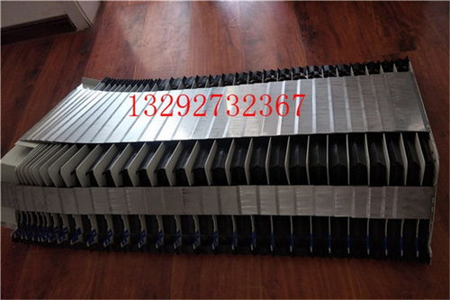 建湖立揚(yáng)mvb1300加工中心導(dǎo)軌鋼板防護(hù)罩原料生產(chǎn)