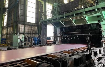 重慶鋼鐵不銹鋼單面復(fù)合鋼板試軋成功